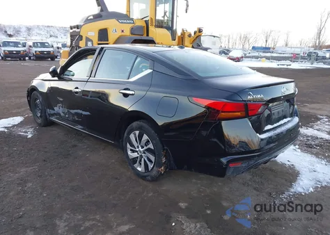 2019 Nissan Altima 2.5 S z USA, uszkodzony, nr VIN 1N4BL4BVXKC143576